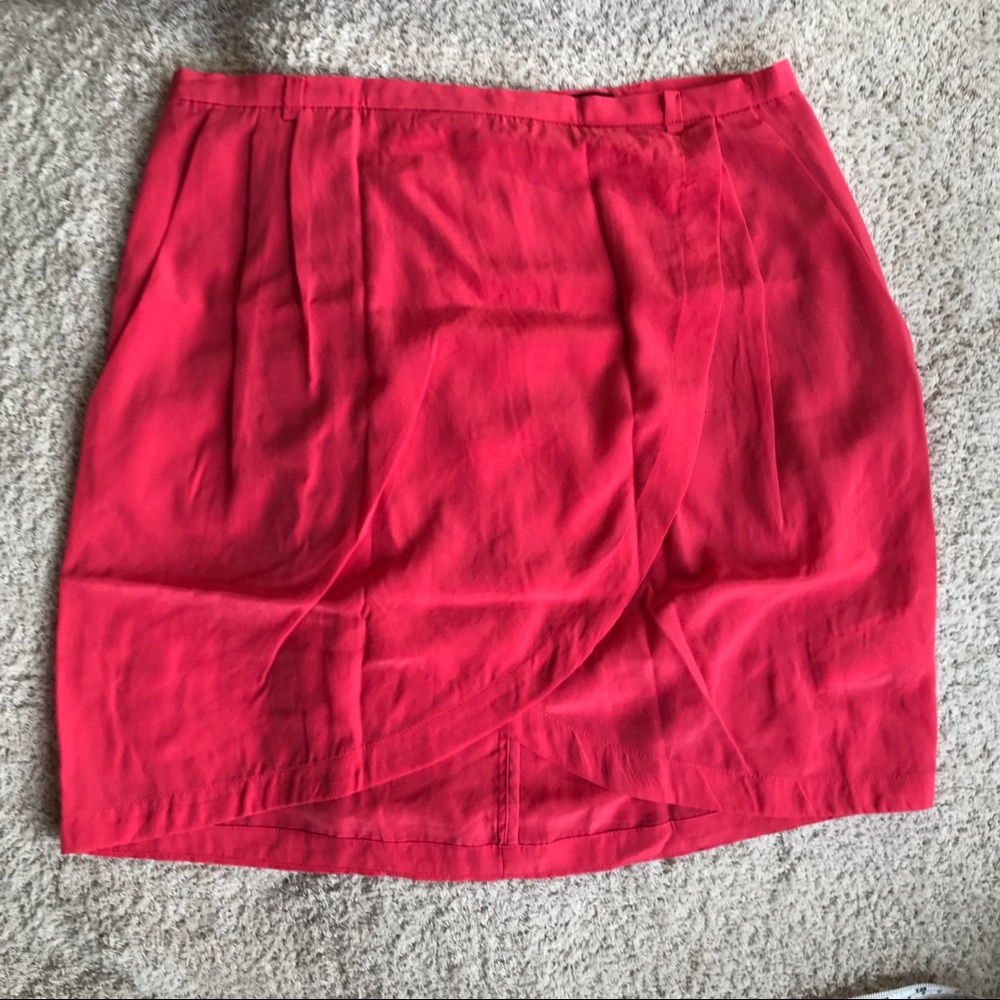 H&M Bright Coral Pink Mini Skirt with Tulip Hem size 10